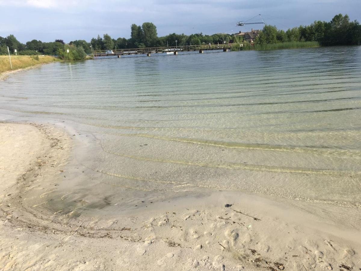 Ferienhaus Ella Am See Аурих Экстерьер фото
